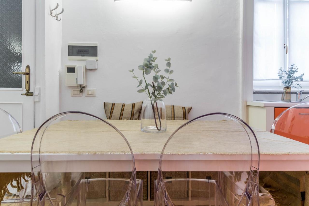 Joivy Modern Studio Near City Centre Lägenhet Milano Exteriör bild