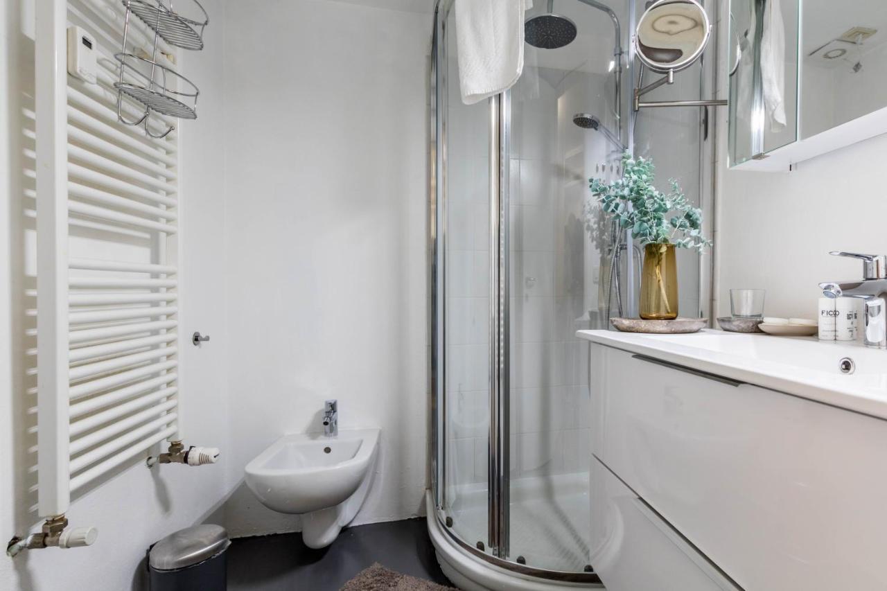 Joivy Modern Studio Near City Centre Lägenhet Milano Exteriör bild